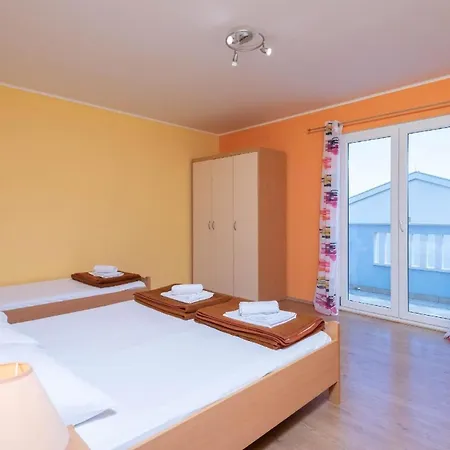 Ferienwohnung Fuer 5 Personen Ca 65 Qm In Orebic, Dalmatien Sueddalmatien شقة